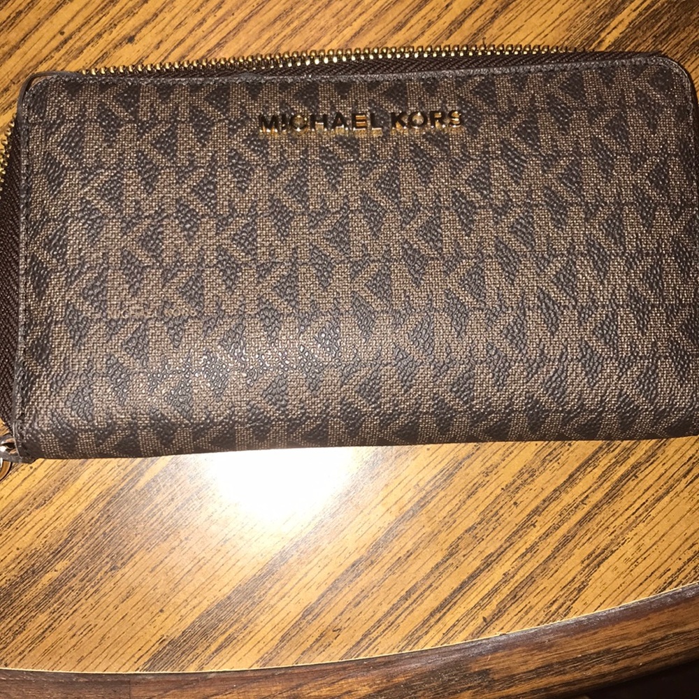 Mk wallet used